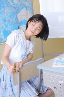 牧原美奈